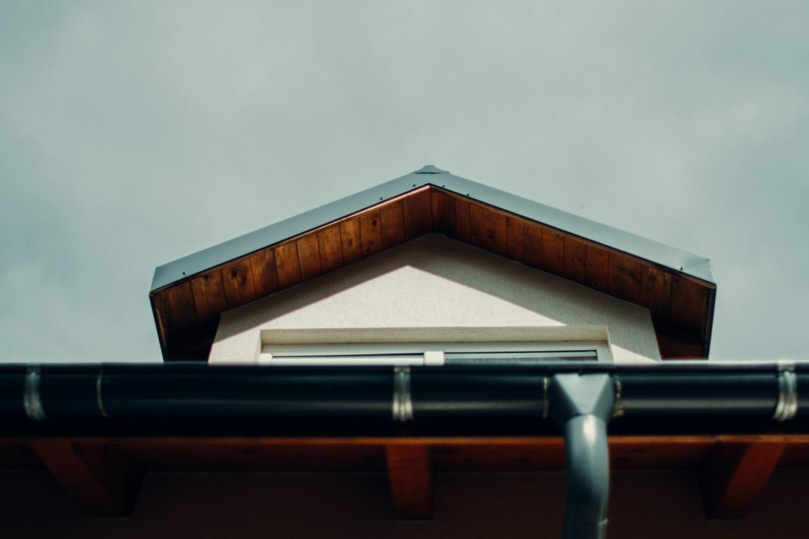 Clean Roof Gutters
